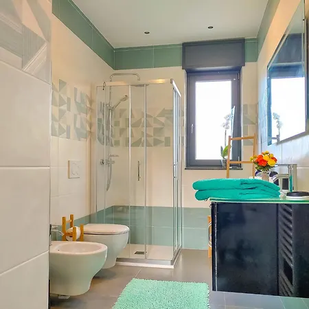 Ely Apartment