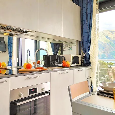 Ely Apartment *